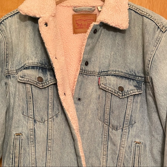 A vintage pink fleece Levi’s jean jacket